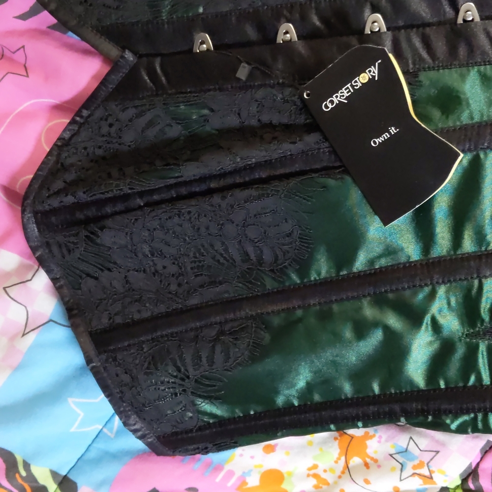 🔥Corset Story Overbust Corsetry Green w Black Lace Size 36 New Tags Never Worn - Picture 2 of 7